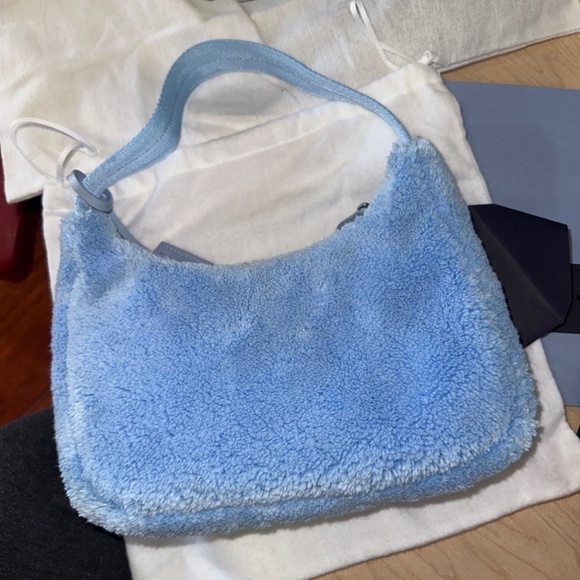 Prada Re edition Fur blue bag - Picture 3 of 5